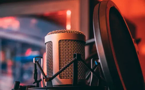 Mikrofon studyjny do nagrywania podcastu o CrossFicie